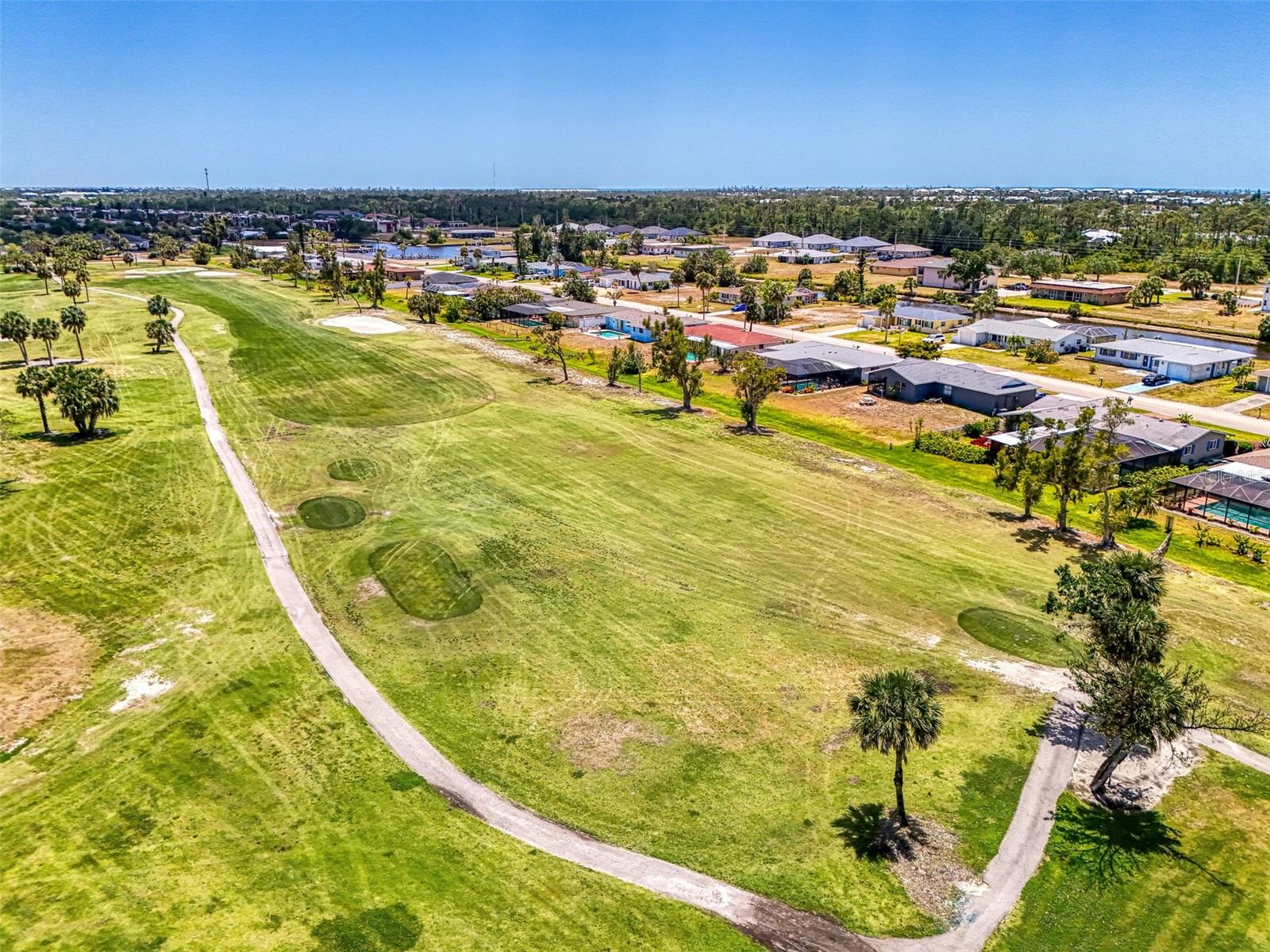 142 ROTONDA CIR, ROTONDA WEST, FL, 33947