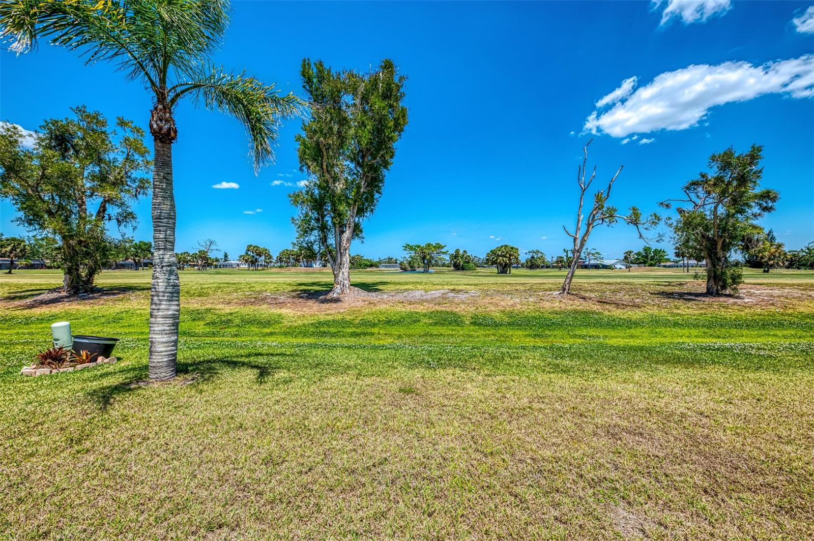 142 ROTONDA CIR, ROTONDA WEST, FL, 33947