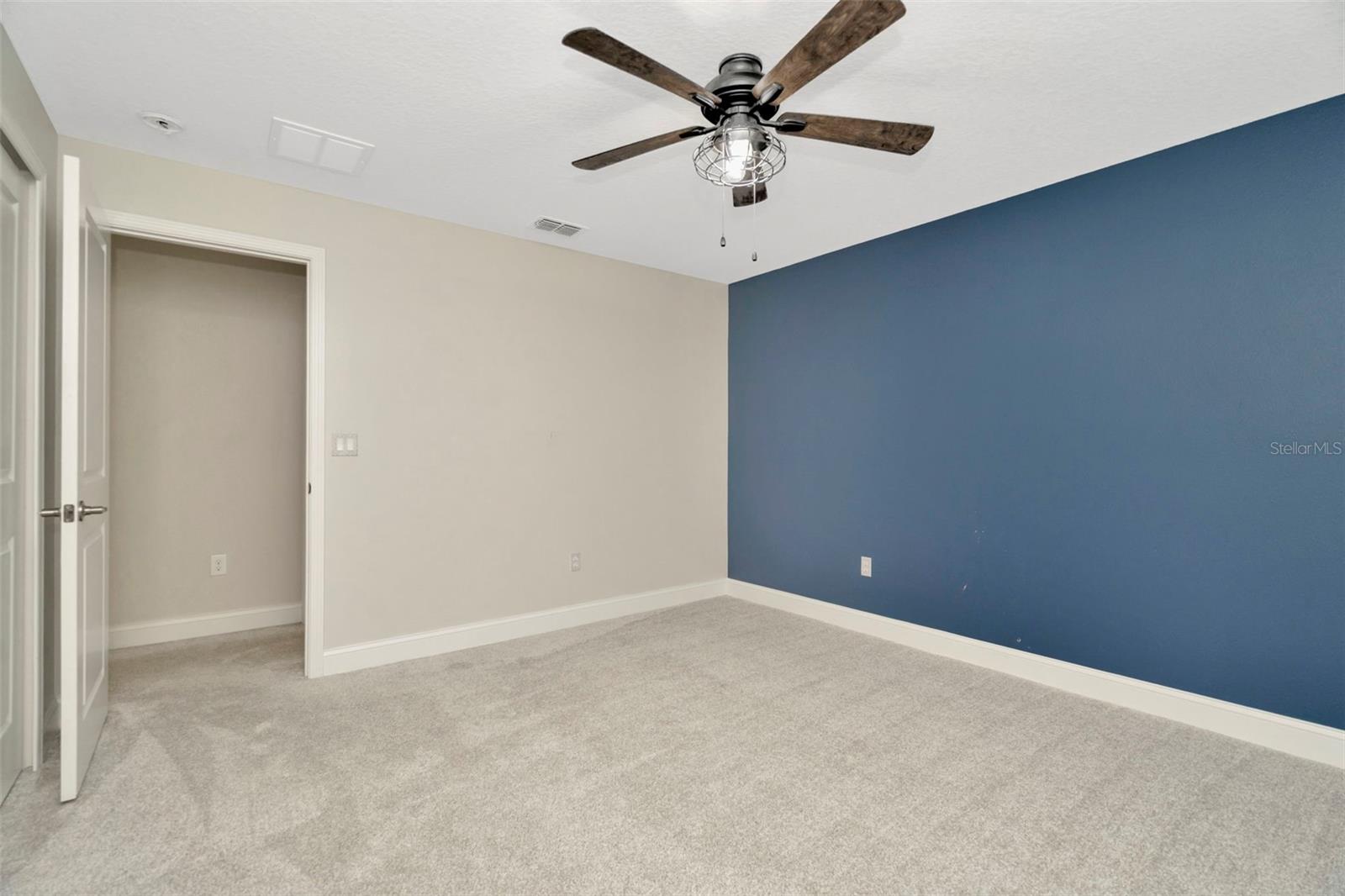 28516 TRANQUIL LAKE CIR, WESLEY CHAPEL, FL, 33543