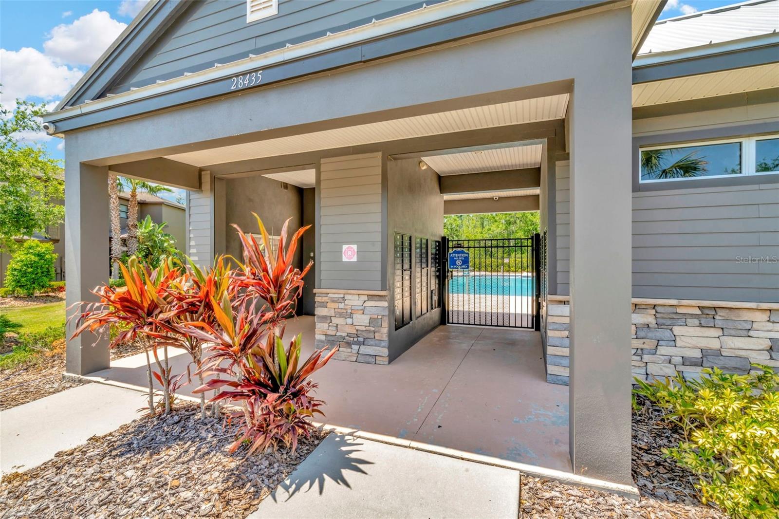 28516 TRANQUIL LAKE CIR, WESLEY CHAPEL, FL, 33543