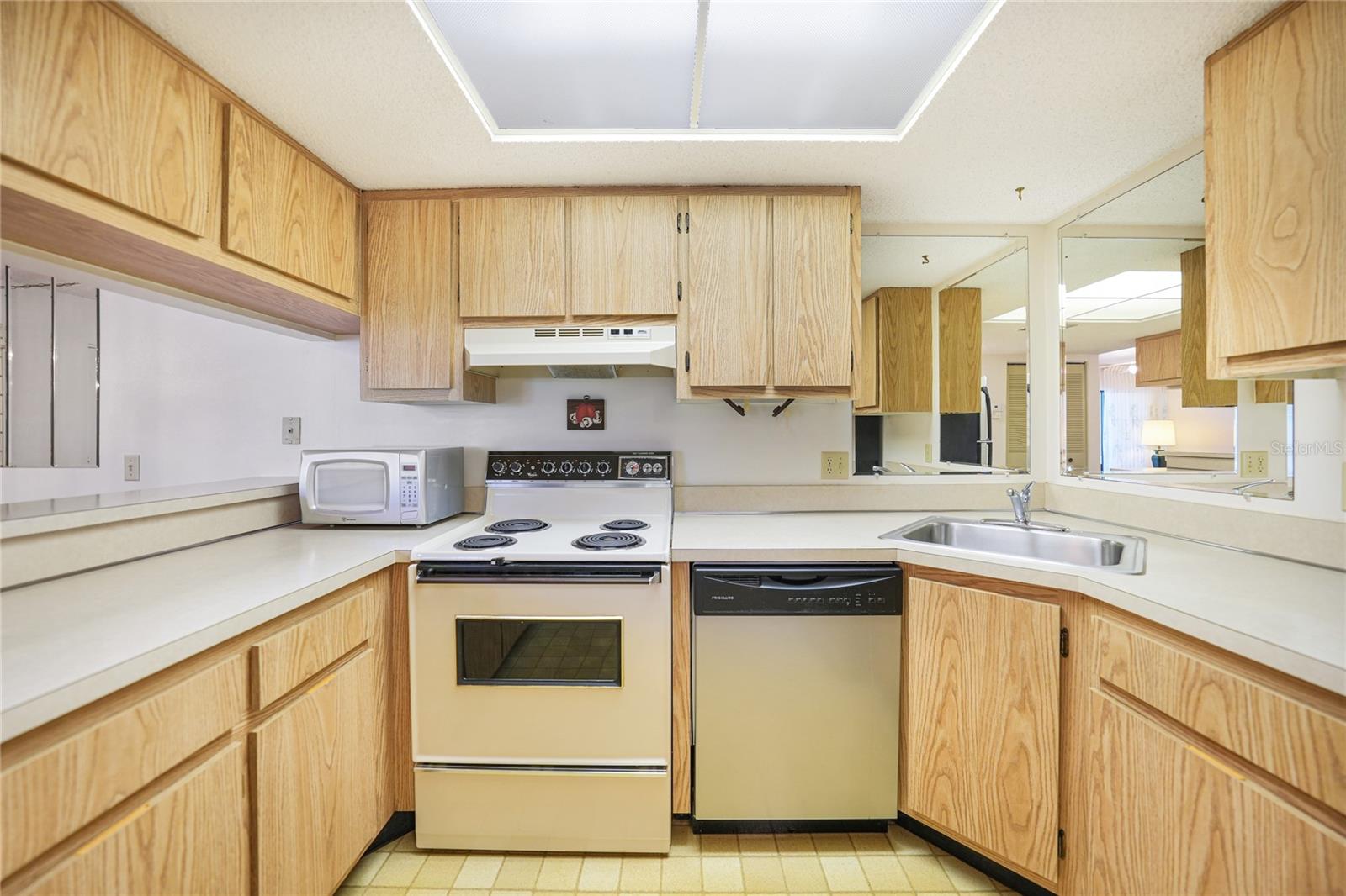 1515 FORREST NELSON BLVD #N101, PORT CHARLOTTE, FL, 33952