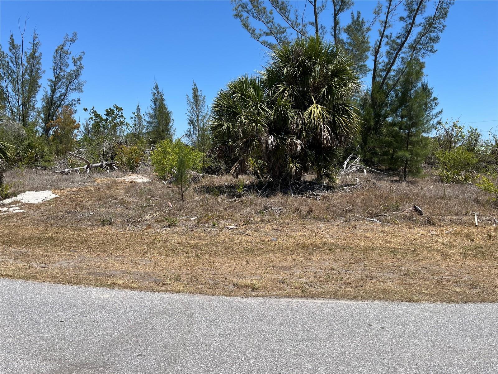 10657 AYEAR RD, PORT CHARLOTTE, FL, 33981