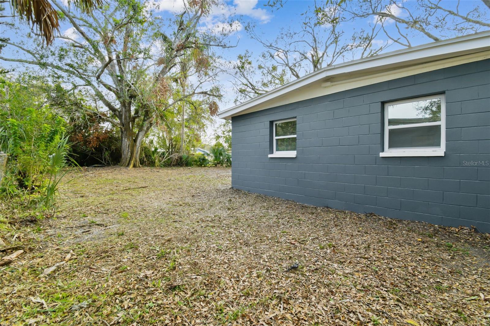 8205 FIR DR, TAMPA, FL, 33619