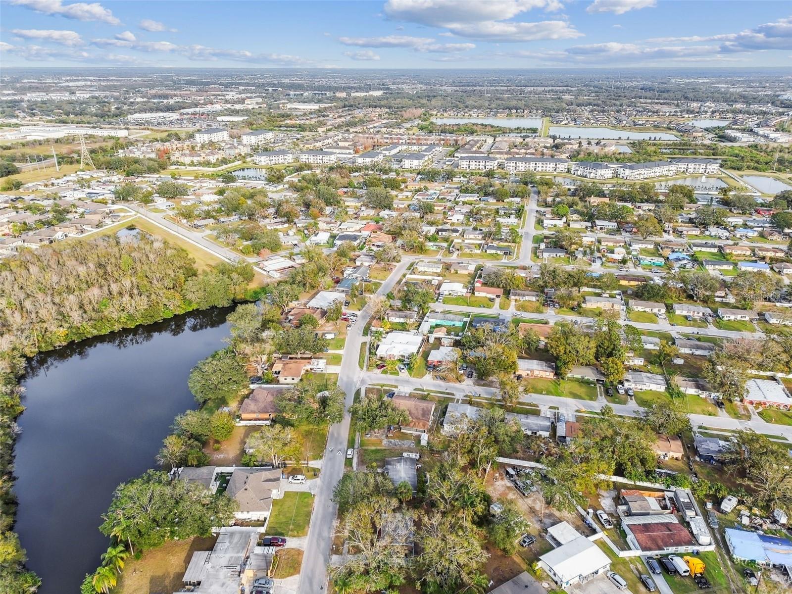 8205 FIR DR, TAMPA, FL, 33619