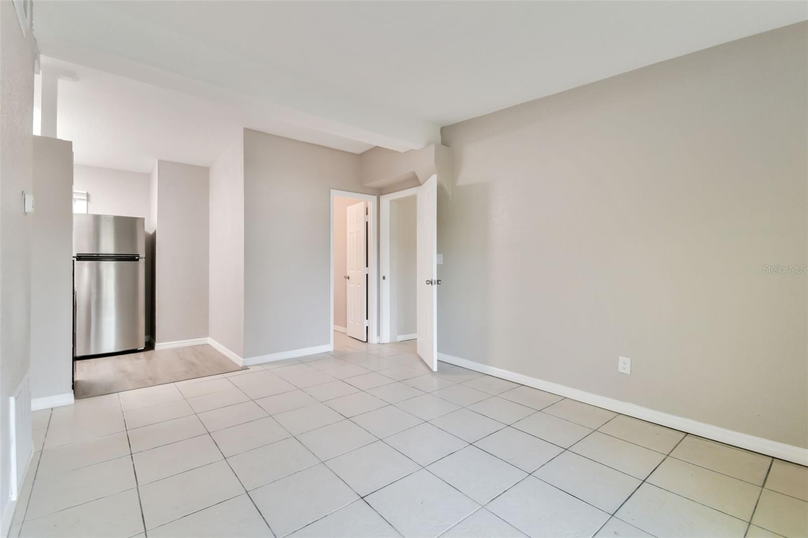 8205 FIR DR, TAMPA, FL, 33619