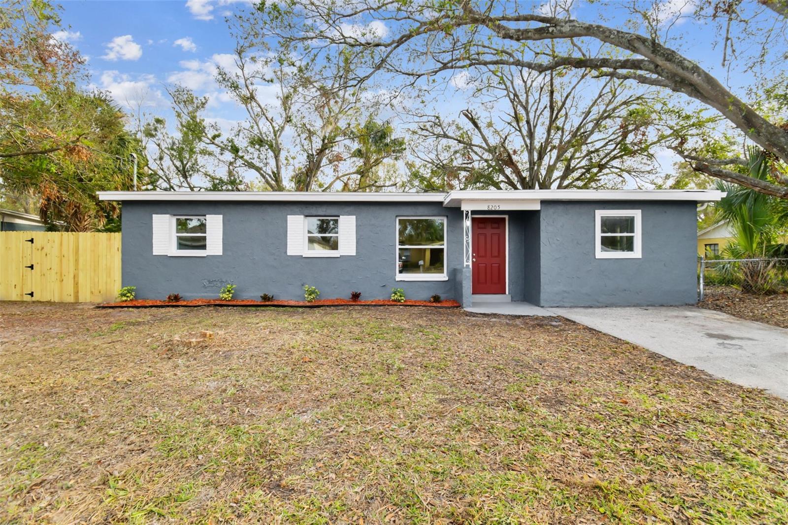 8205 FIR DR, TAMPA, FL, 33619