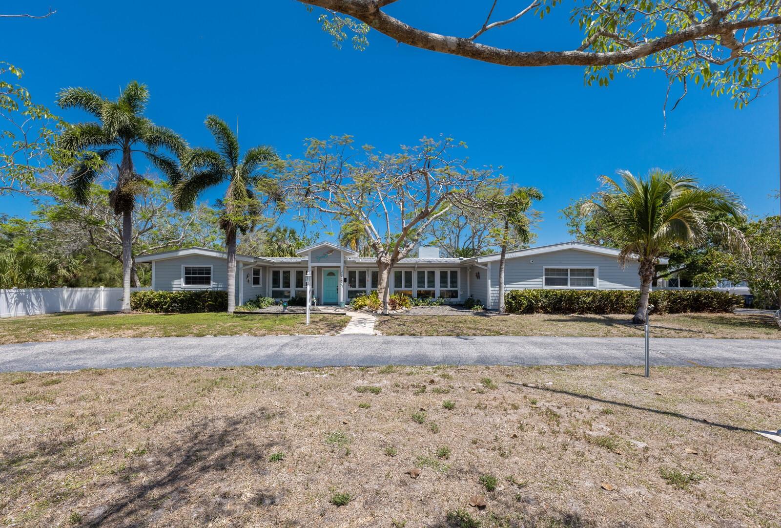 2723 59TH ST, SARASOTA, FL, 34243