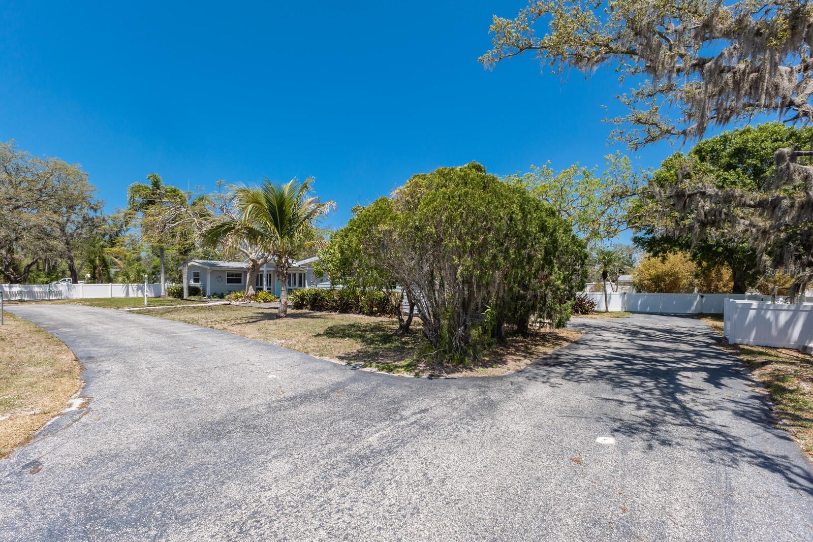 2723 59TH ST, SARASOTA, FL, 34243