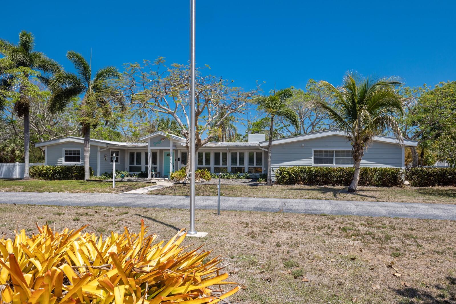 2723 59TH ST, SARASOTA, FL, 34243