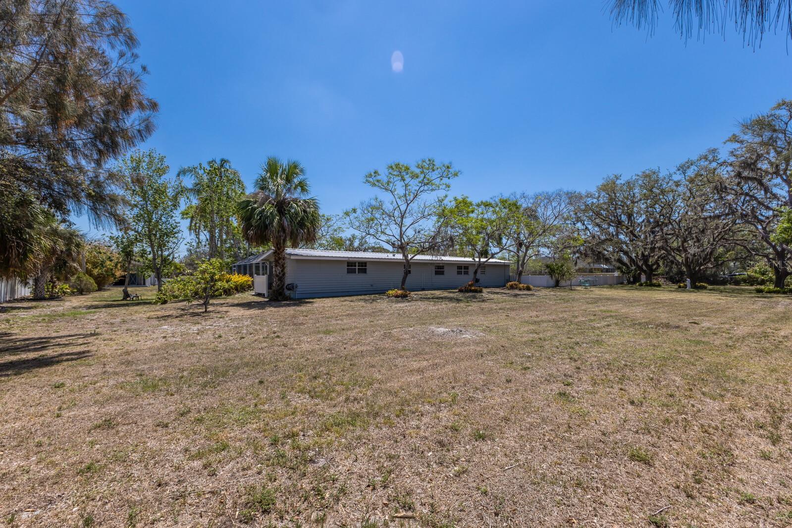 2723 59TH ST, SARASOTA, FL, 34243