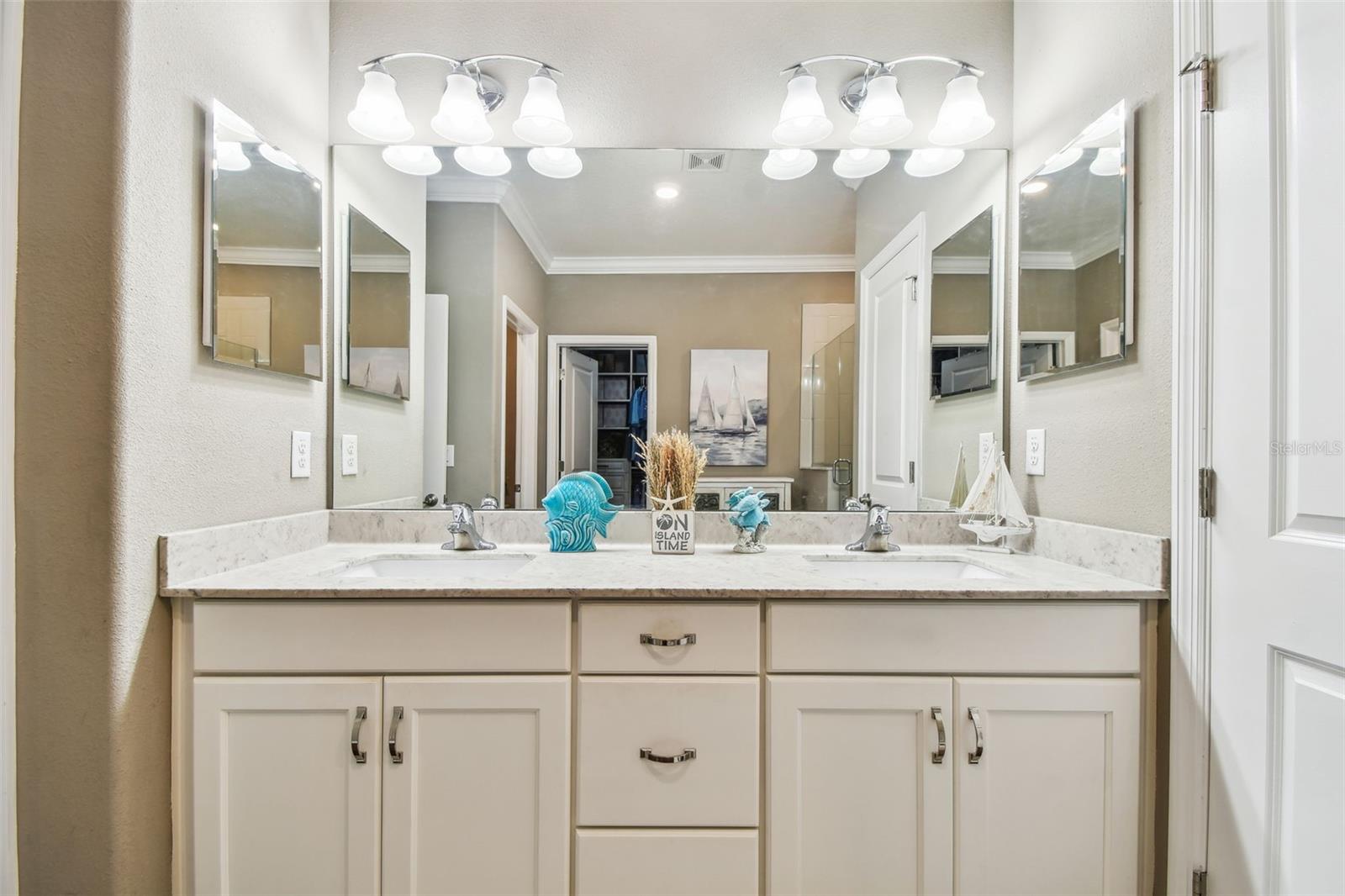 612 OZONA VILLAGE DR, PALM HARBOR, FL, 34683