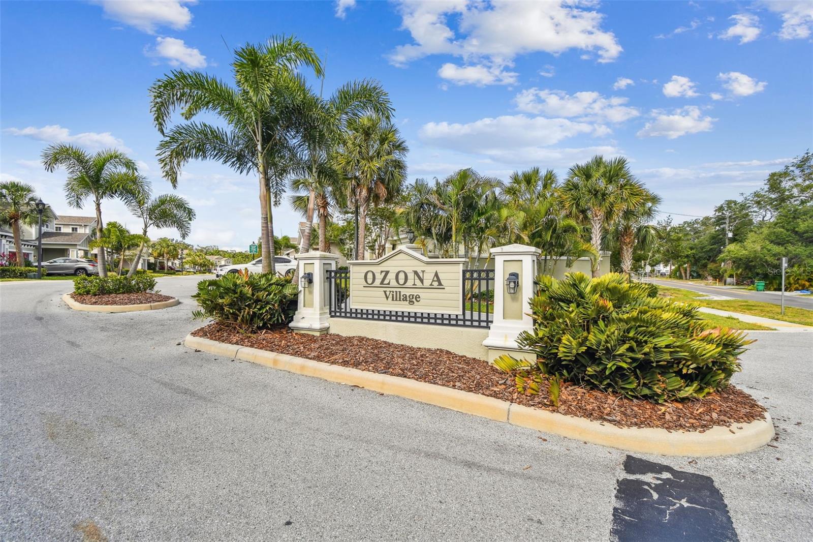 612 OZONA VILLAGE DR, PALM HARBOR, FL, 34683