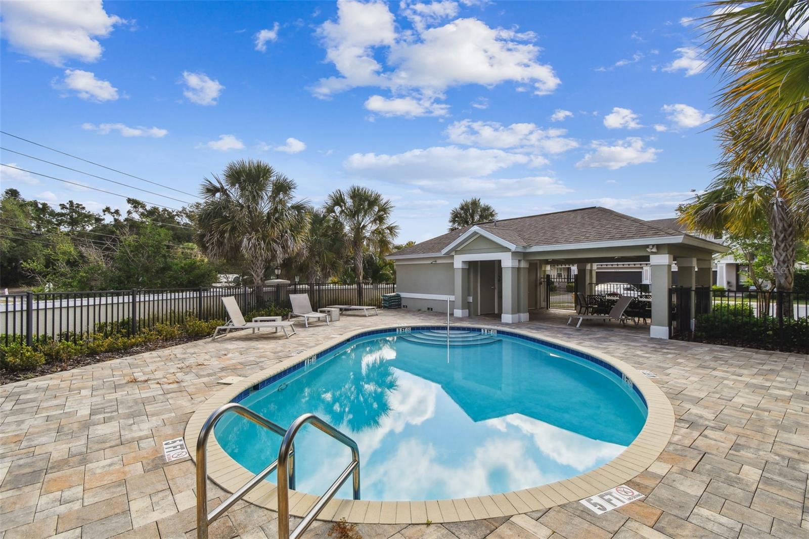 612 OZONA VILLAGE DR, PALM HARBOR, FL, 34683