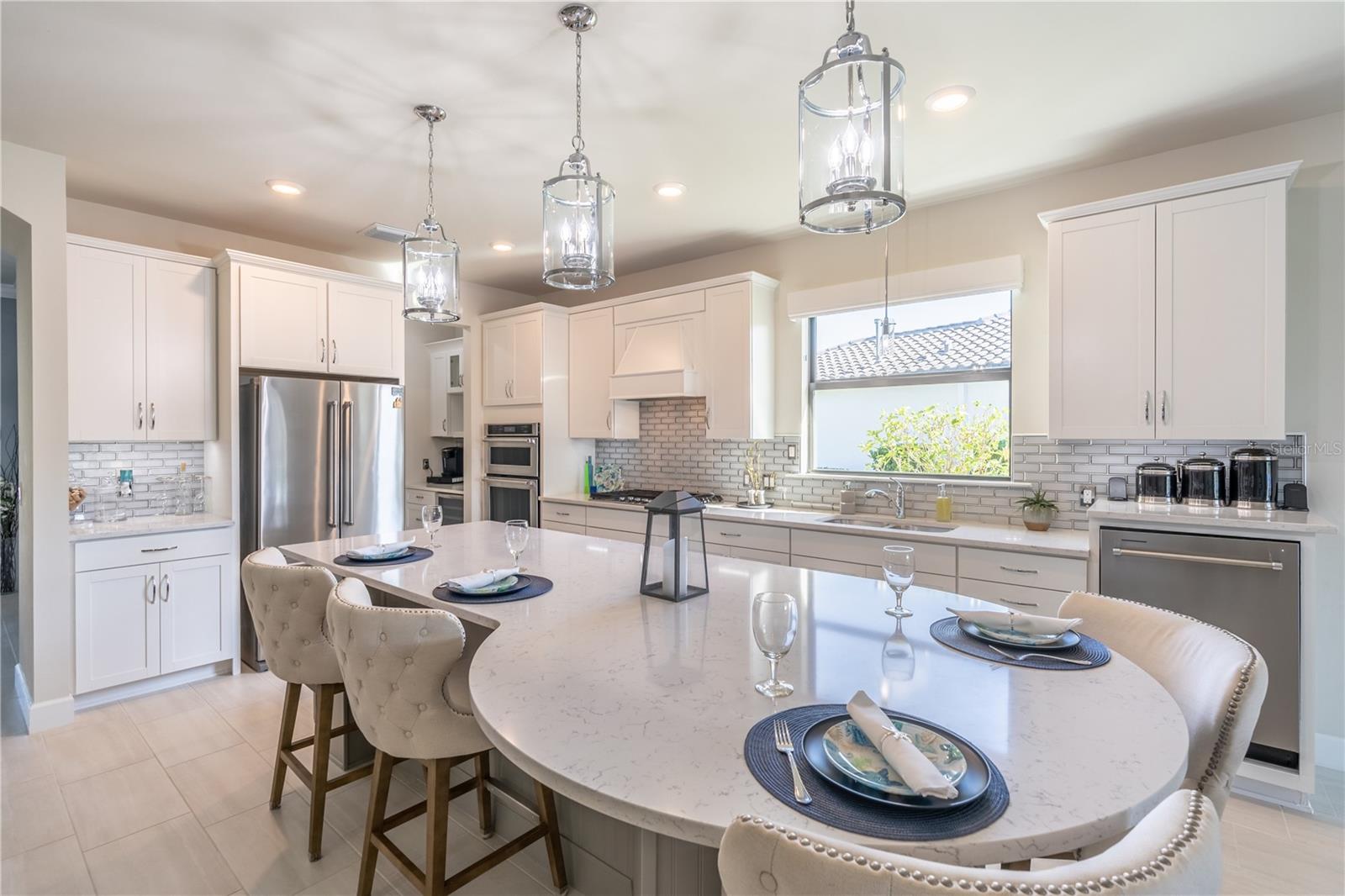 6763 WINDING CYPRESS DR, NAPLES, FL, 34114