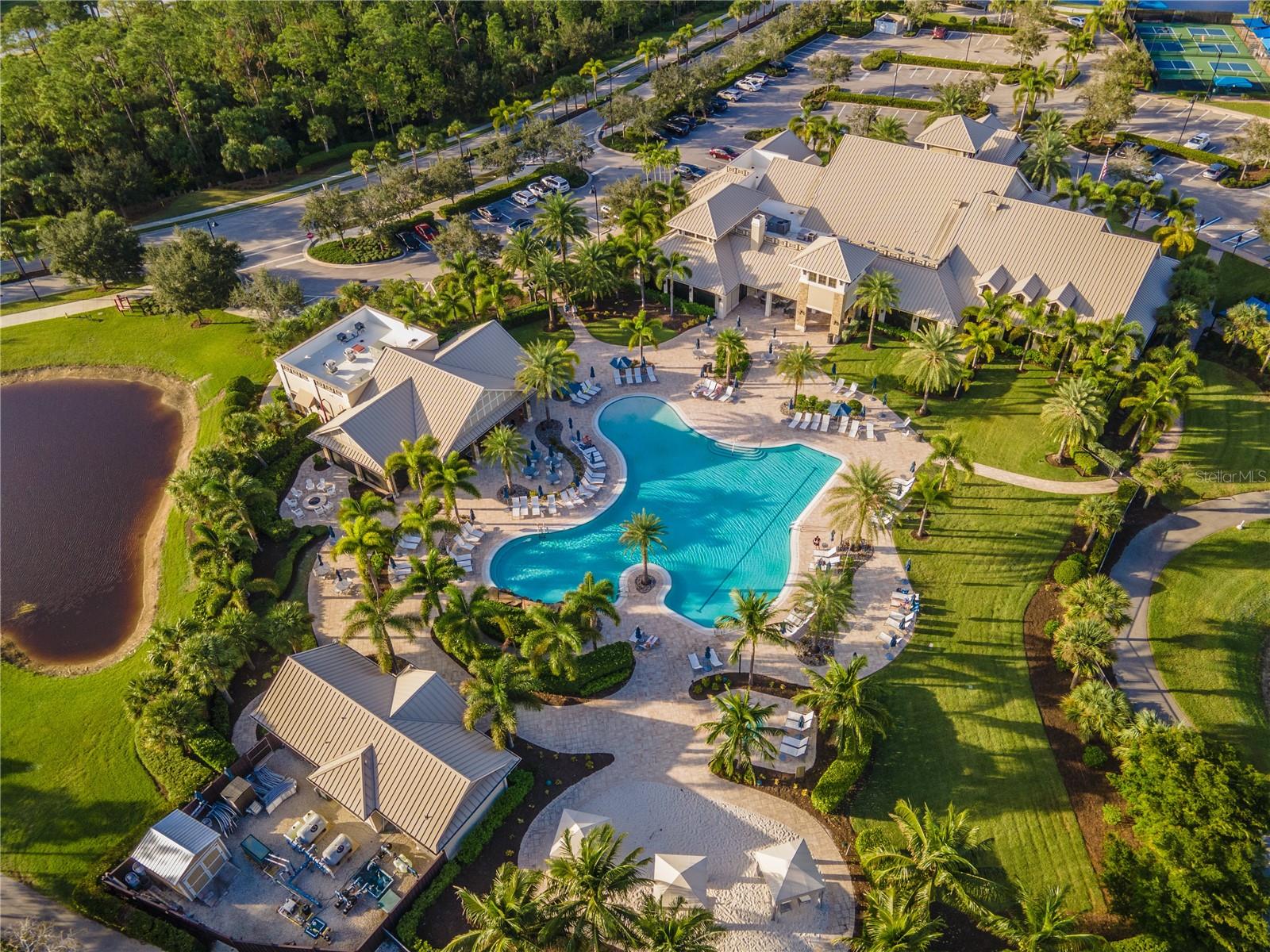 6763 WINDING CYPRESS DR, NAPLES, FL, 34114