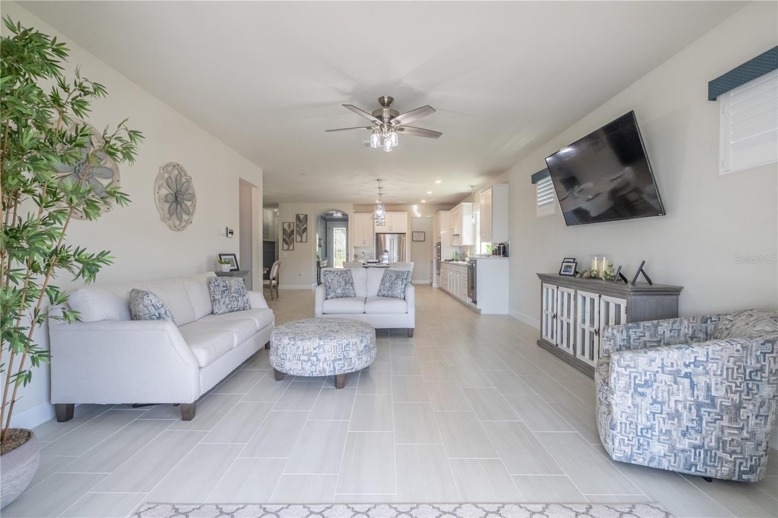 6763 WINDING CYPRESS DR, NAPLES, FL, 34114