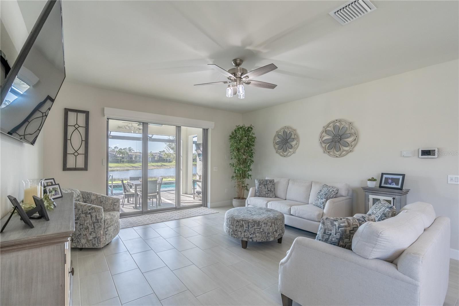 6763 WINDING CYPRESS DR, NAPLES, FL, 34114