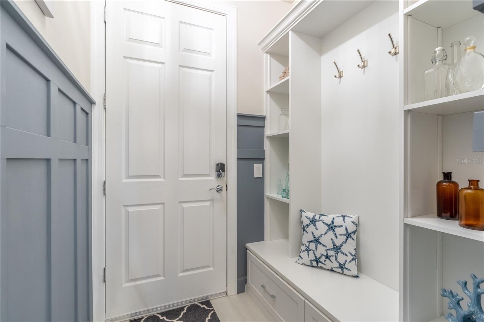 6763 WINDING CYPRESS DR, NAPLES, FL, 34114