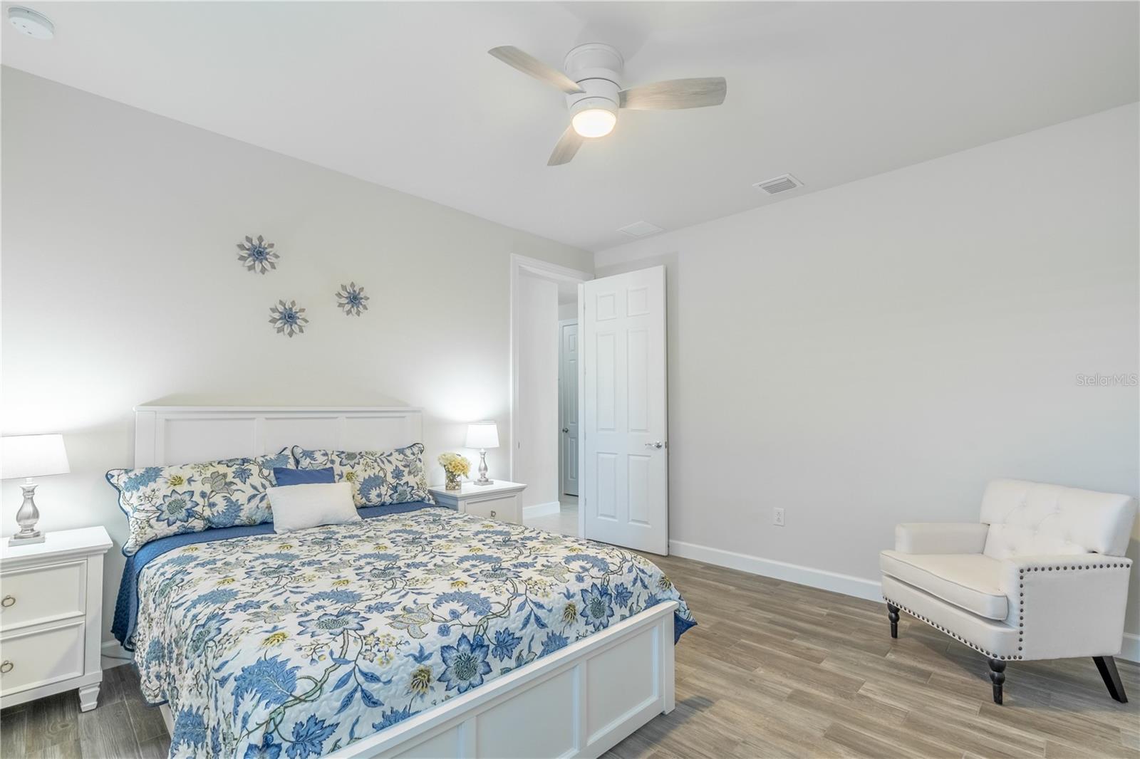 6763 WINDING CYPRESS DR, NAPLES, FL, 34114