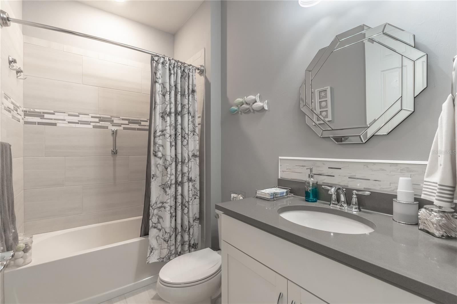 6763 WINDING CYPRESS DR, NAPLES, FL, 34114