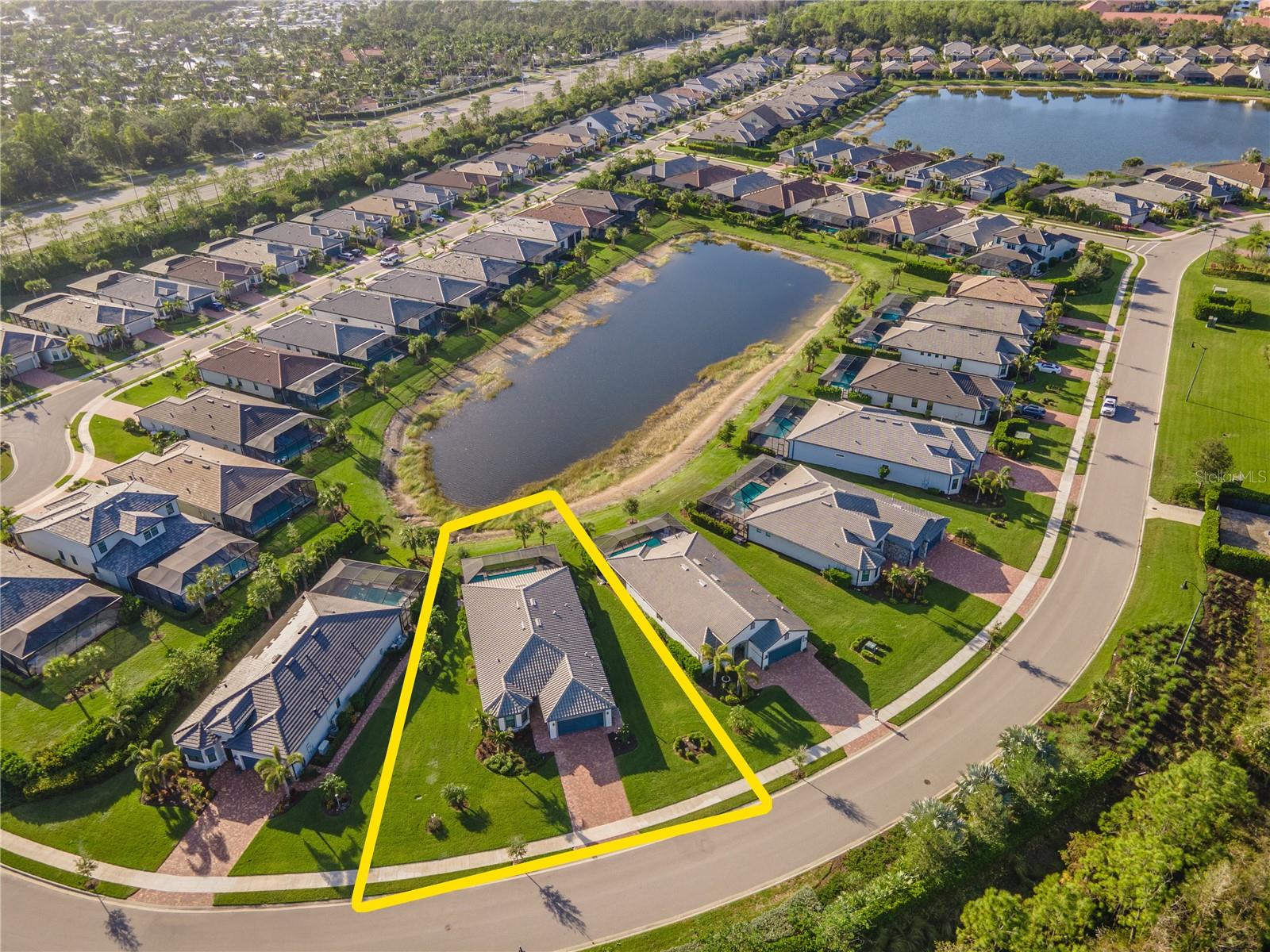 6763 WINDING CYPRESS DR, NAPLES, FL, 34114