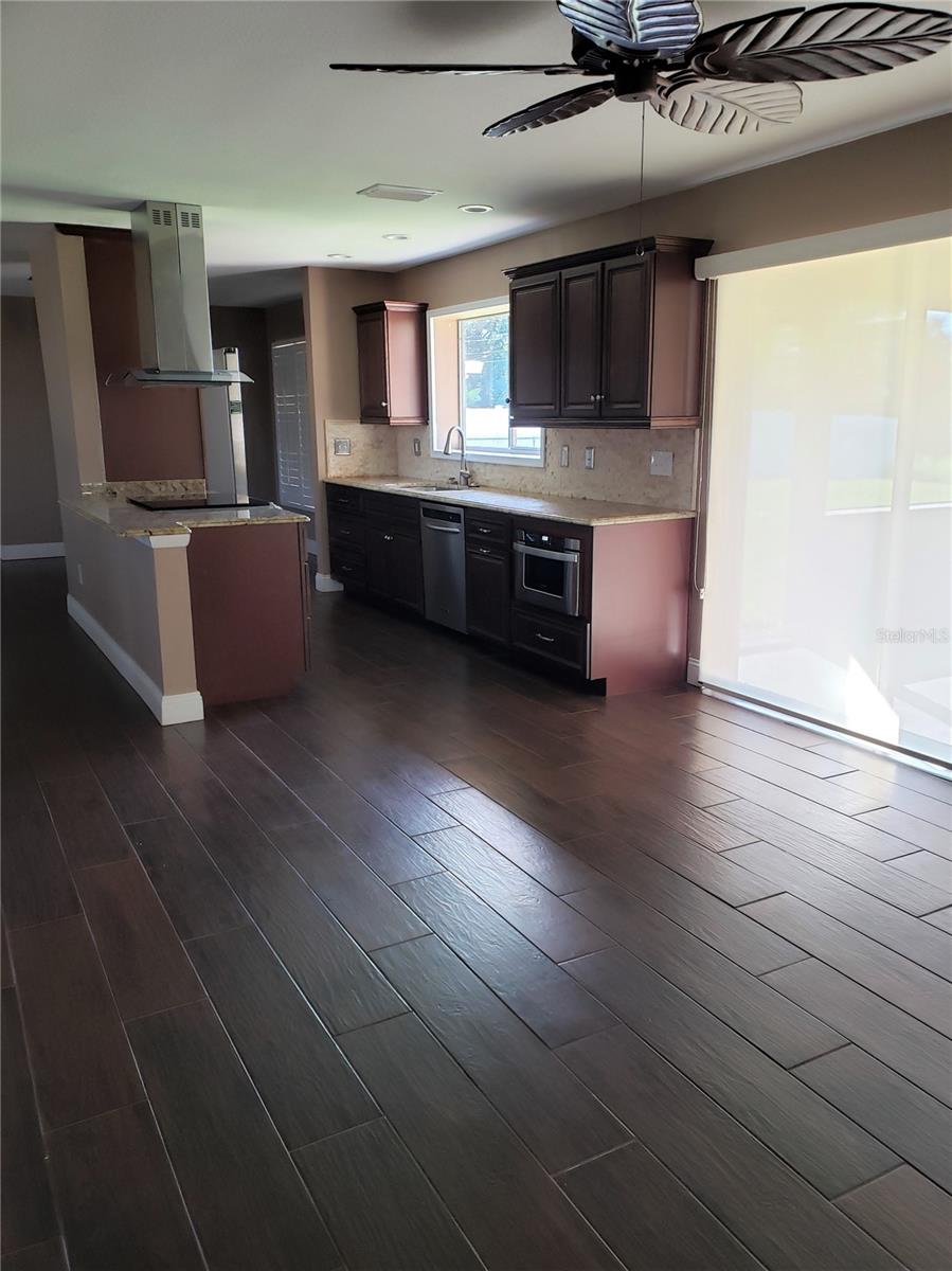 10800 99TH PL, SEMINOLE, FL, 33772