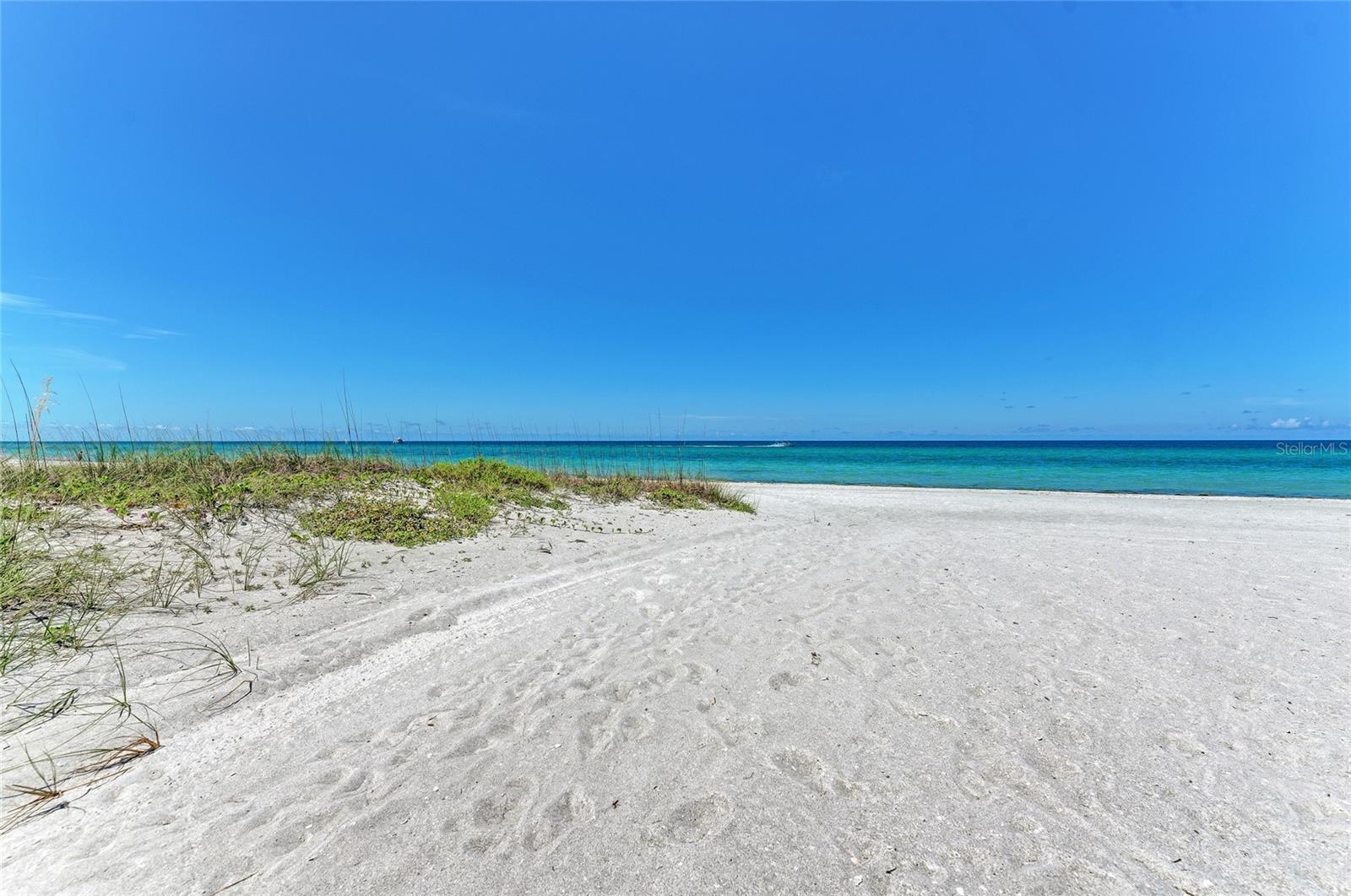 4825 GULF OF MEXICO DR #201, LONGBOAT KEY, FL, 34228
