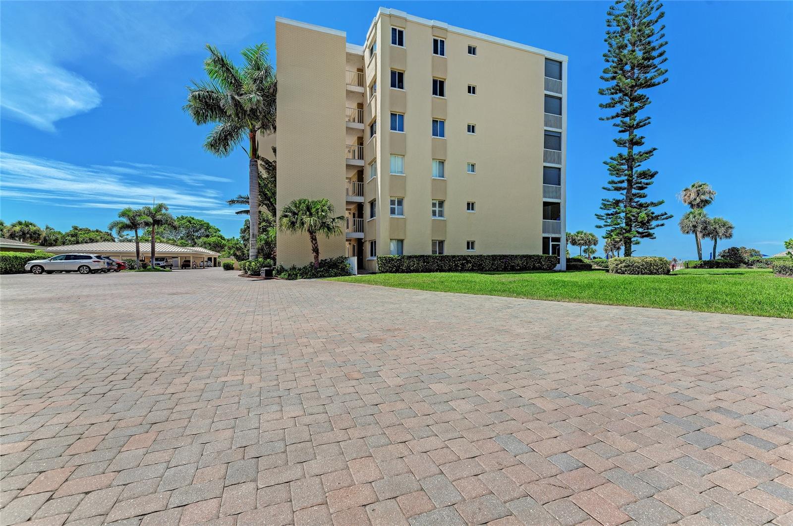 4825 GULF OF MEXICO DR #201, LONGBOAT KEY, FL, 34228