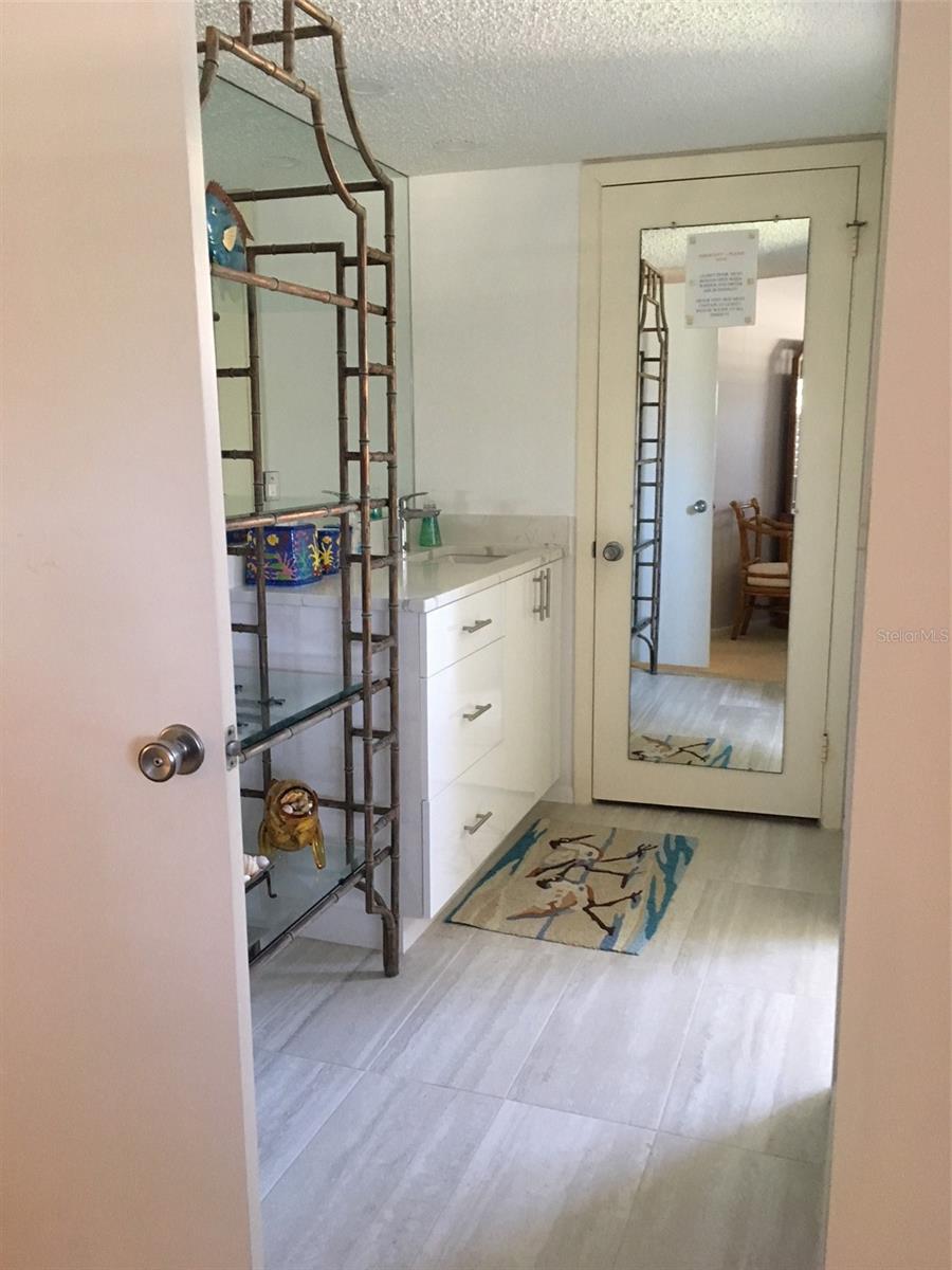 4825 GULF OF MEXICO DR #201, LONGBOAT KEY, FL, 34228