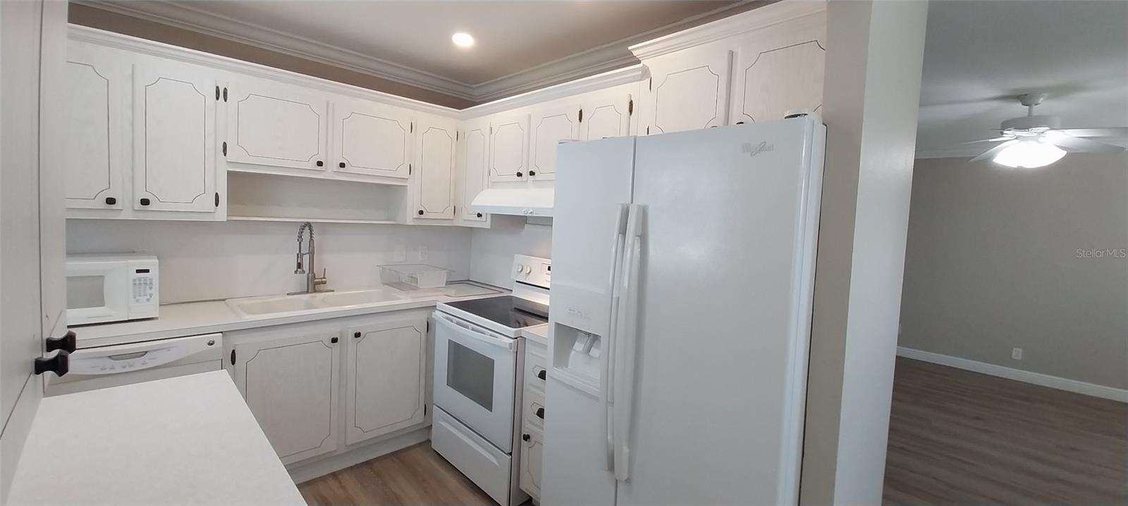 1811 BEDFORD LN #157, SUN CITY CENTER, FL, 33573