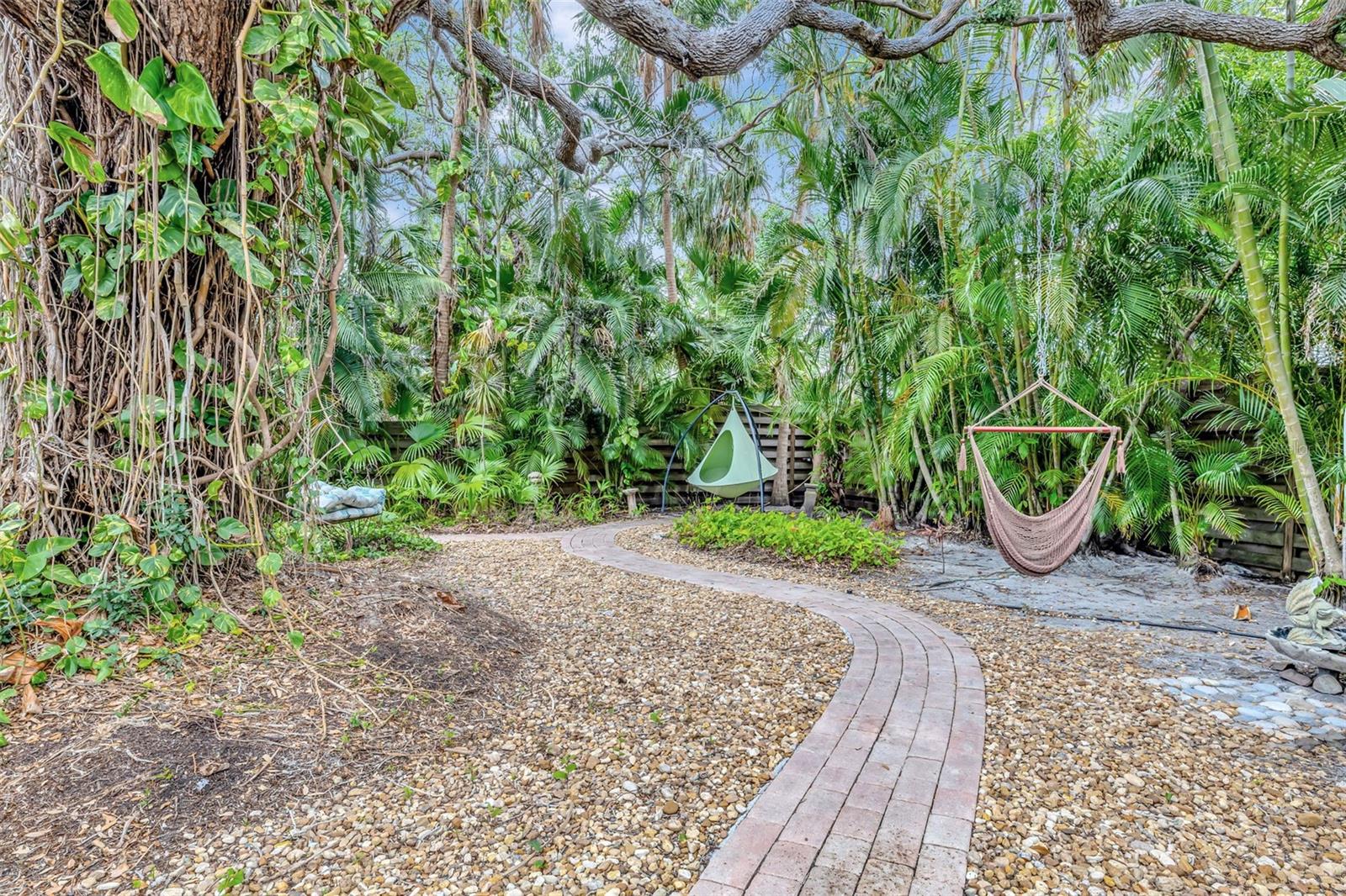 6343 HOLLYWOOD BLVD, SARASOTA, FL, 34231