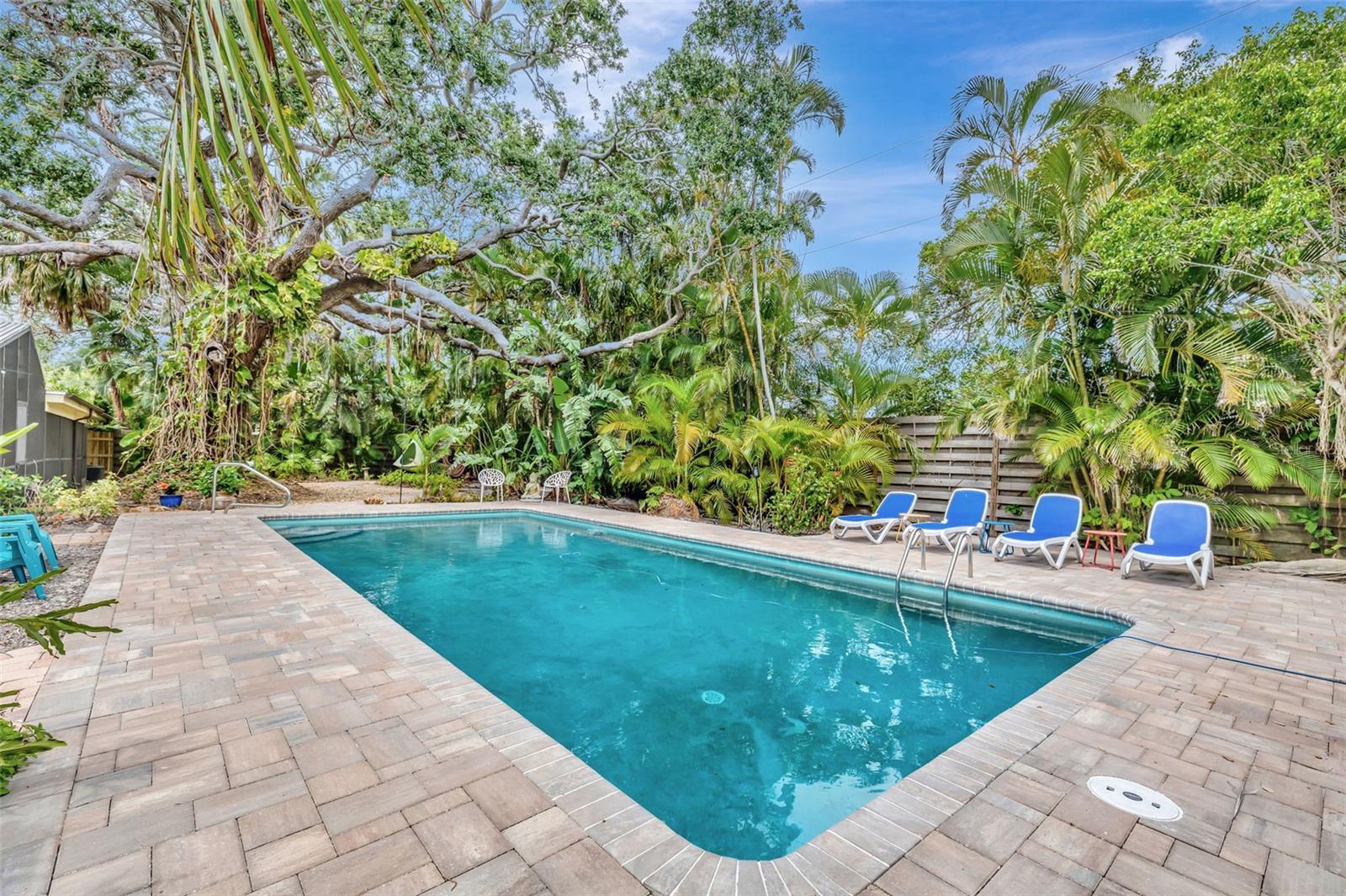 6343 HOLLYWOOD BLVD, SARASOTA, FL, 34231