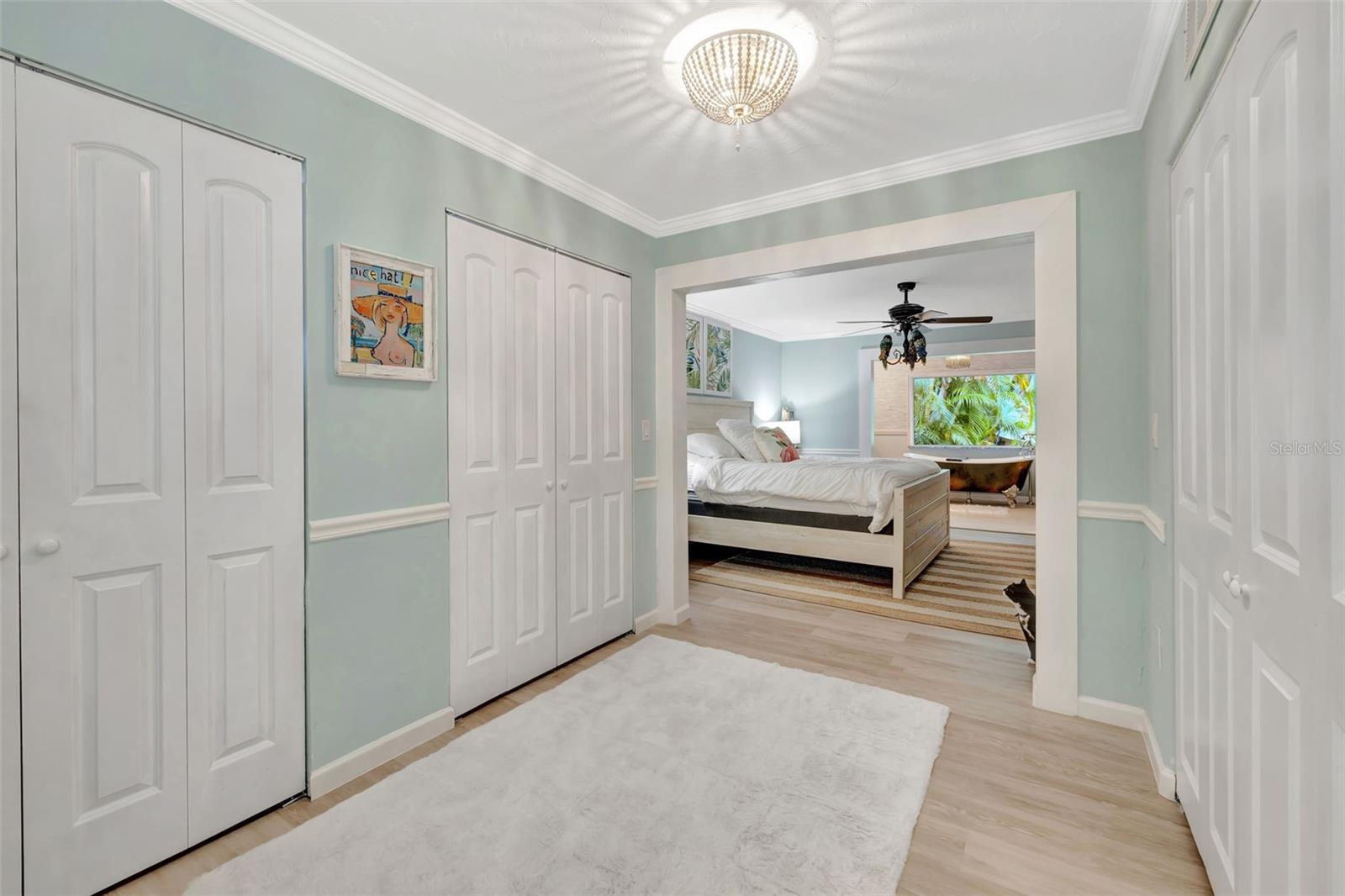 6343 HOLLYWOOD BLVD, SARASOTA, FL, 34231