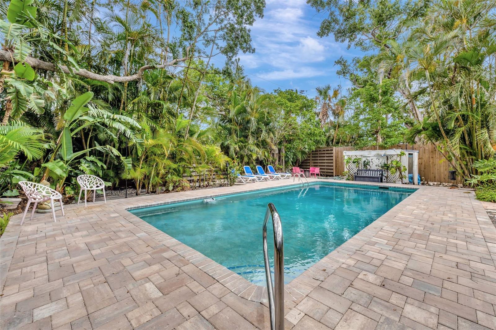 6343 HOLLYWOOD BLVD, SARASOTA, FL, 34231