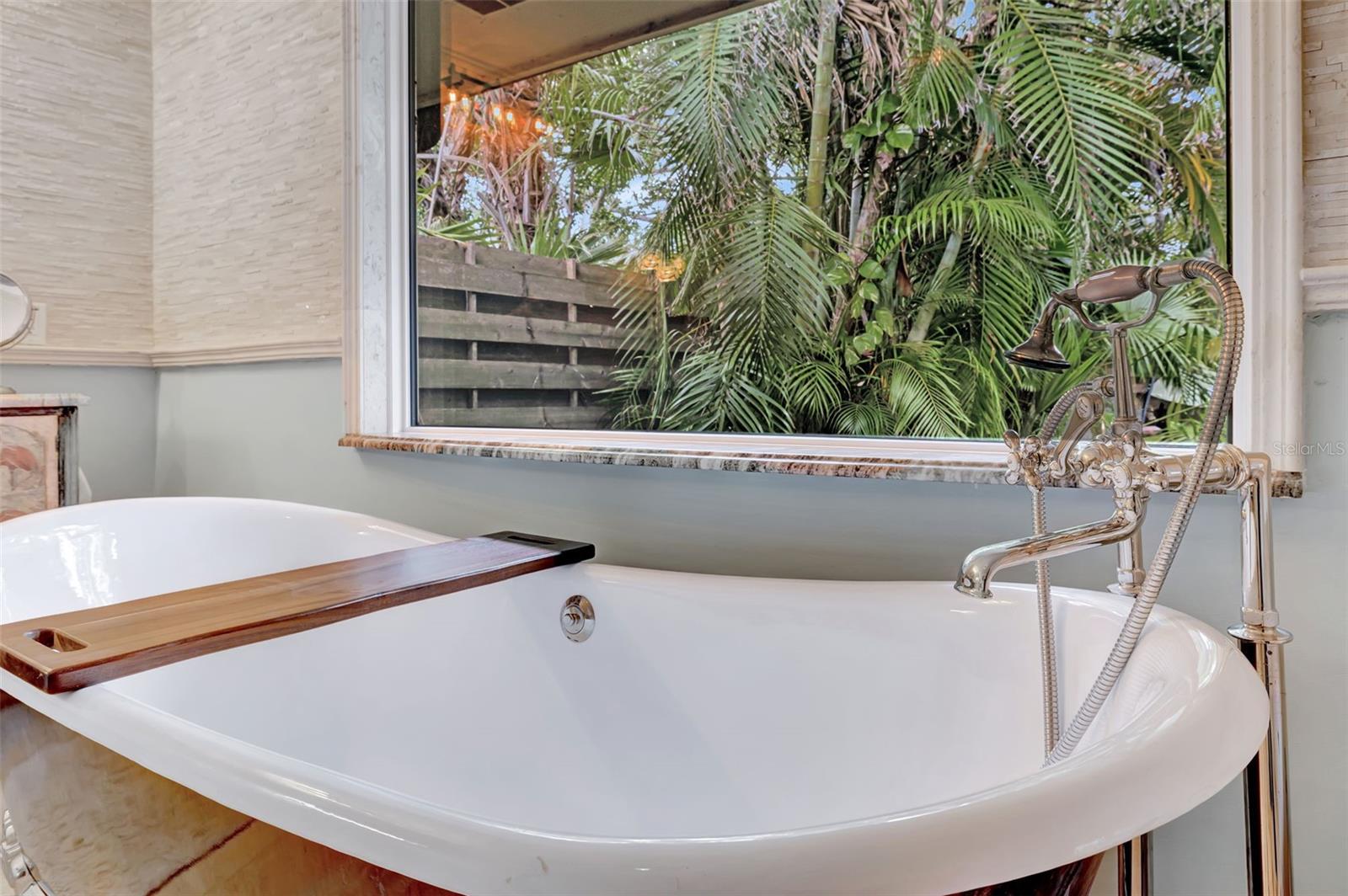 6343 HOLLYWOOD BLVD, SARASOTA, FL, 34231