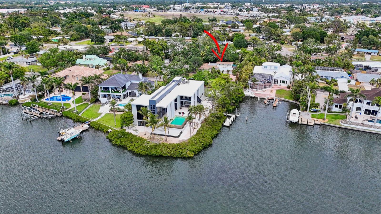 6343 HOLLYWOOD BLVD, SARASOTA, FL, 34231