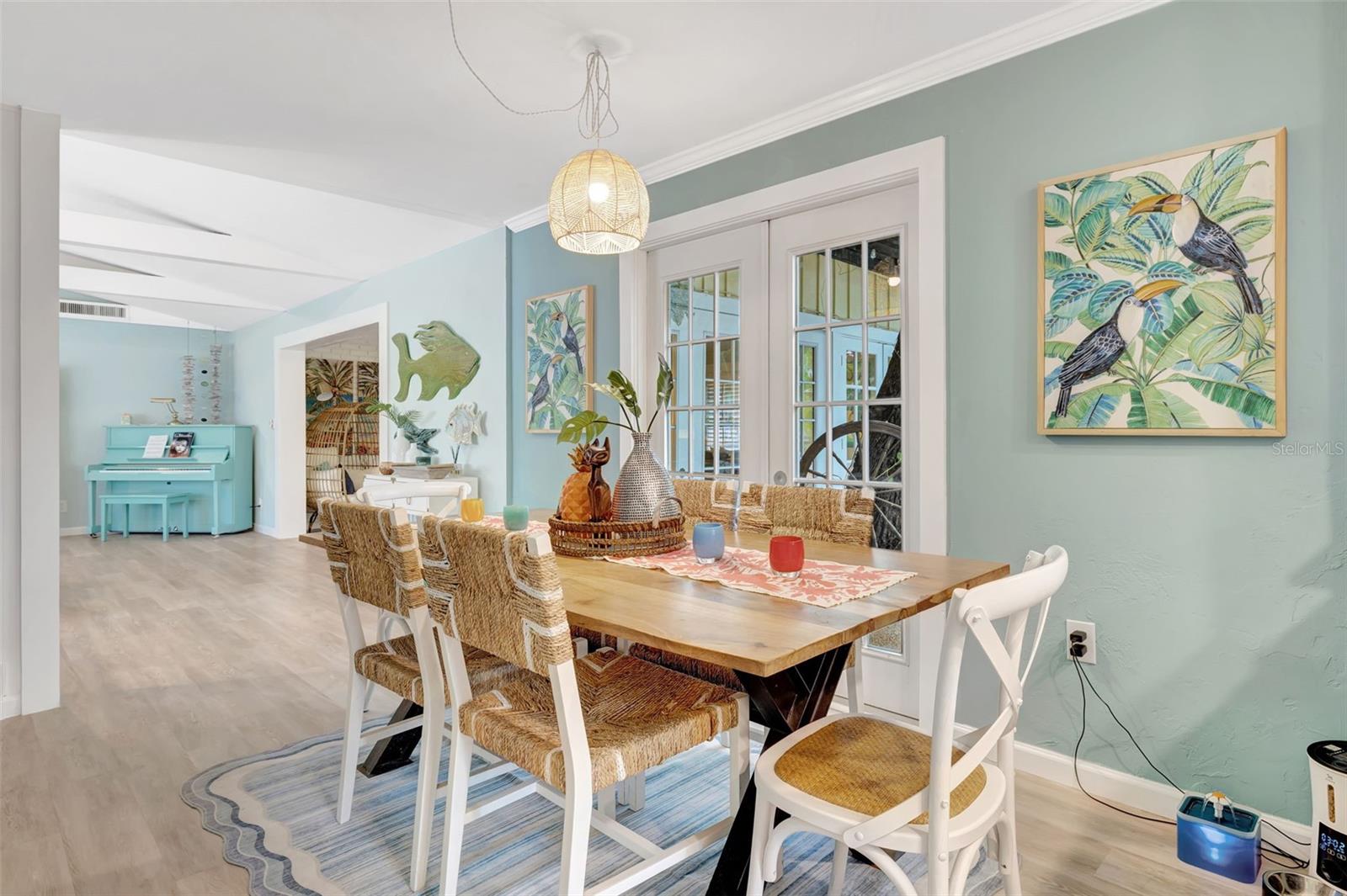 6343 HOLLYWOOD BLVD, SARASOTA, FL, 34231