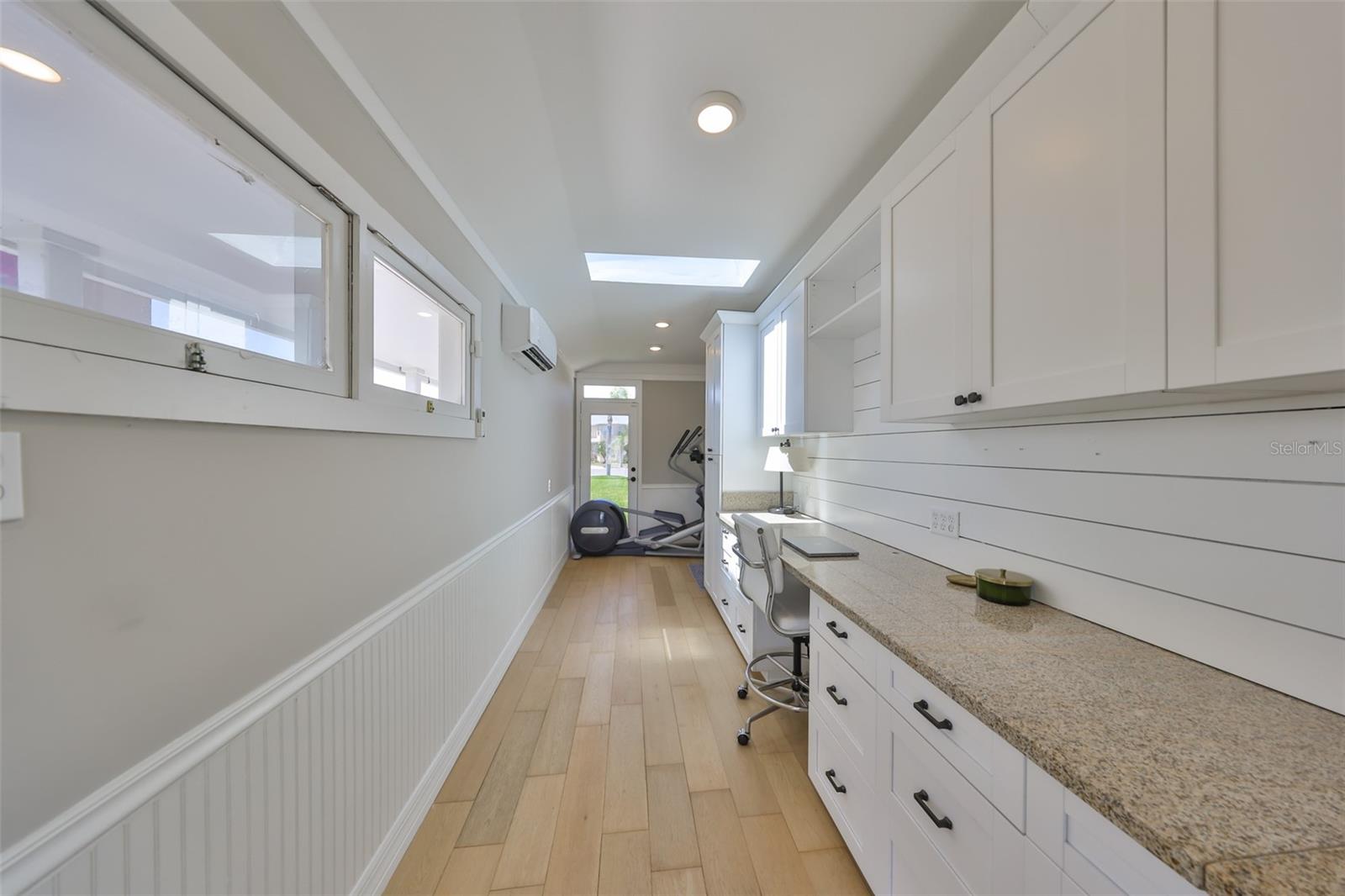 945 BUNKER VIEW DR, APOLLO BEACH, FL, 33572