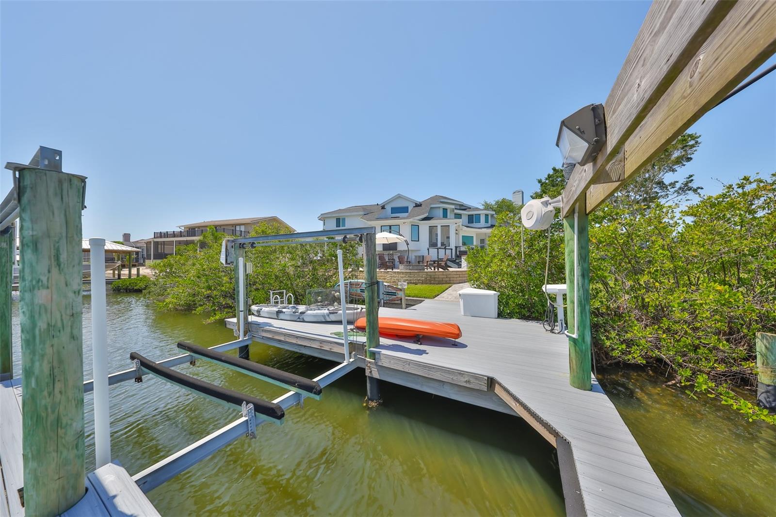 945 BUNKER VIEW DR, APOLLO BEACH, FL, 33572