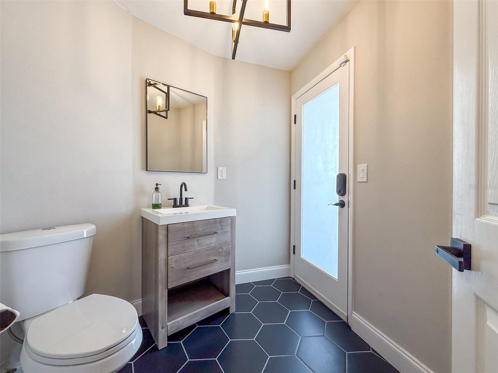 945 BUNKER VIEW DR, APOLLO BEACH, FL, 33572