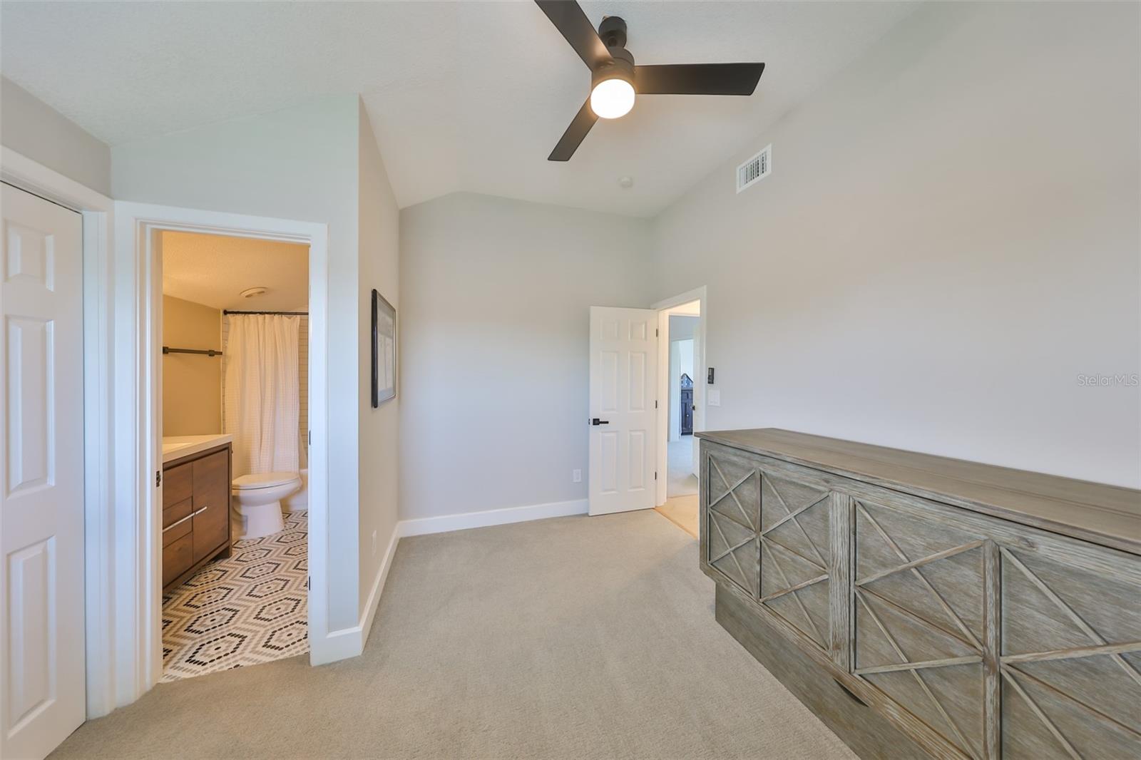 945 BUNKER VIEW DR, APOLLO BEACH, FL, 33572