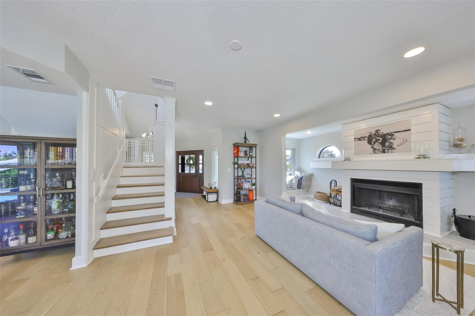 945 BUNKER VIEW DR, APOLLO BEACH, FL, 33572