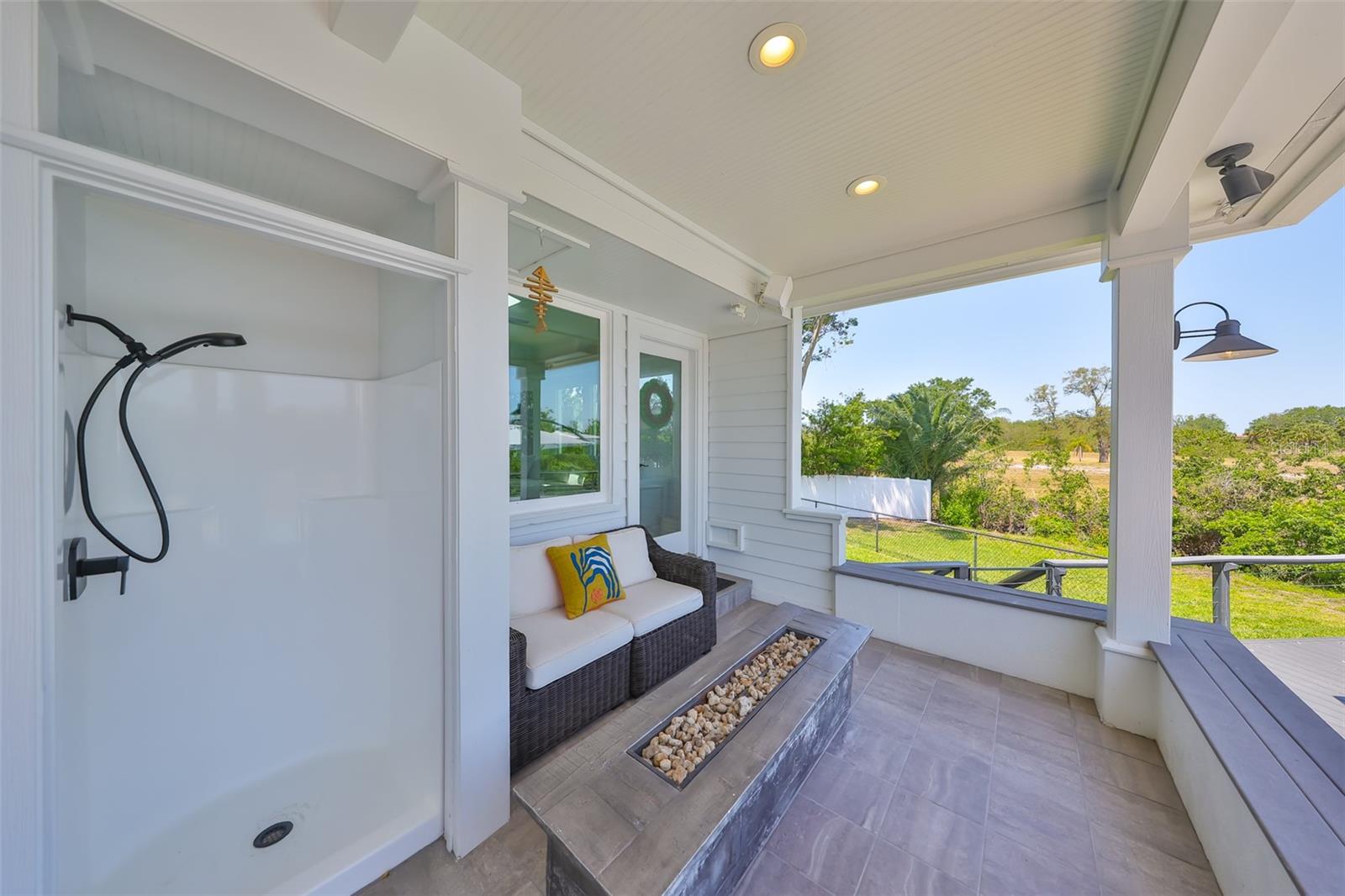 945 BUNKER VIEW DR, APOLLO BEACH, FL, 33572