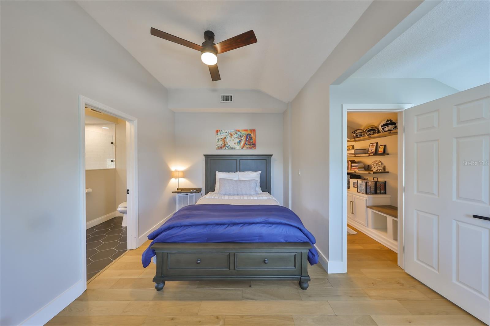 945 BUNKER VIEW DR, APOLLO BEACH, FL, 33572
