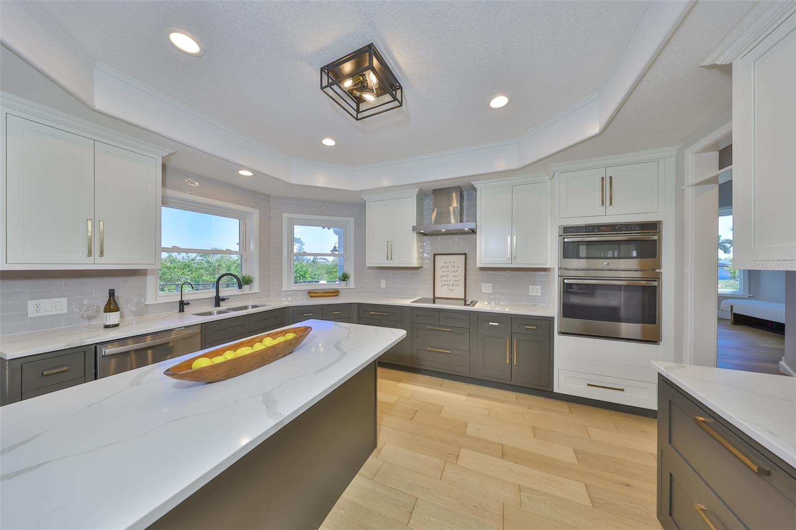 945 BUNKER VIEW DR, APOLLO BEACH, FL, 33572