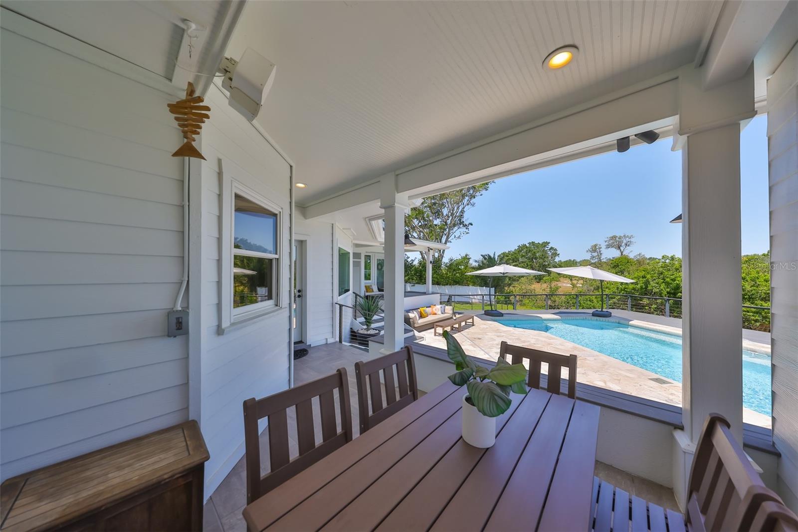 945 BUNKER VIEW DR, APOLLO BEACH, FL, 33572
