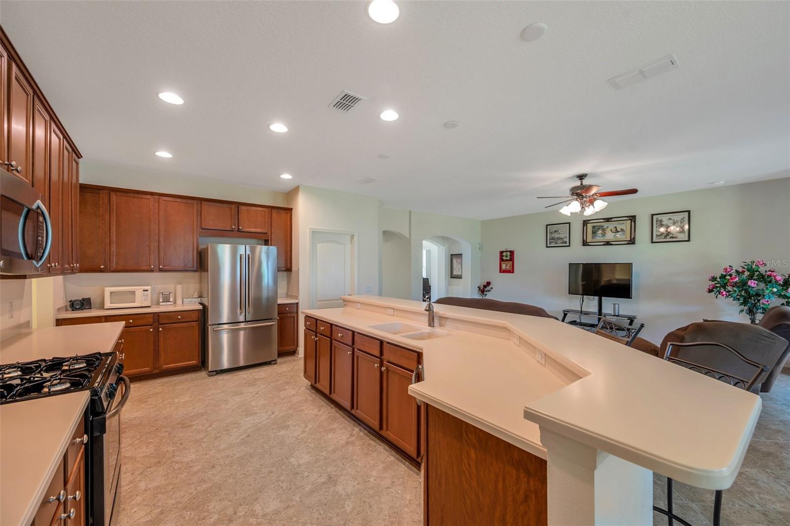 2218 VALTERRA VISTA WAY, VALRICO, FL, 33594
