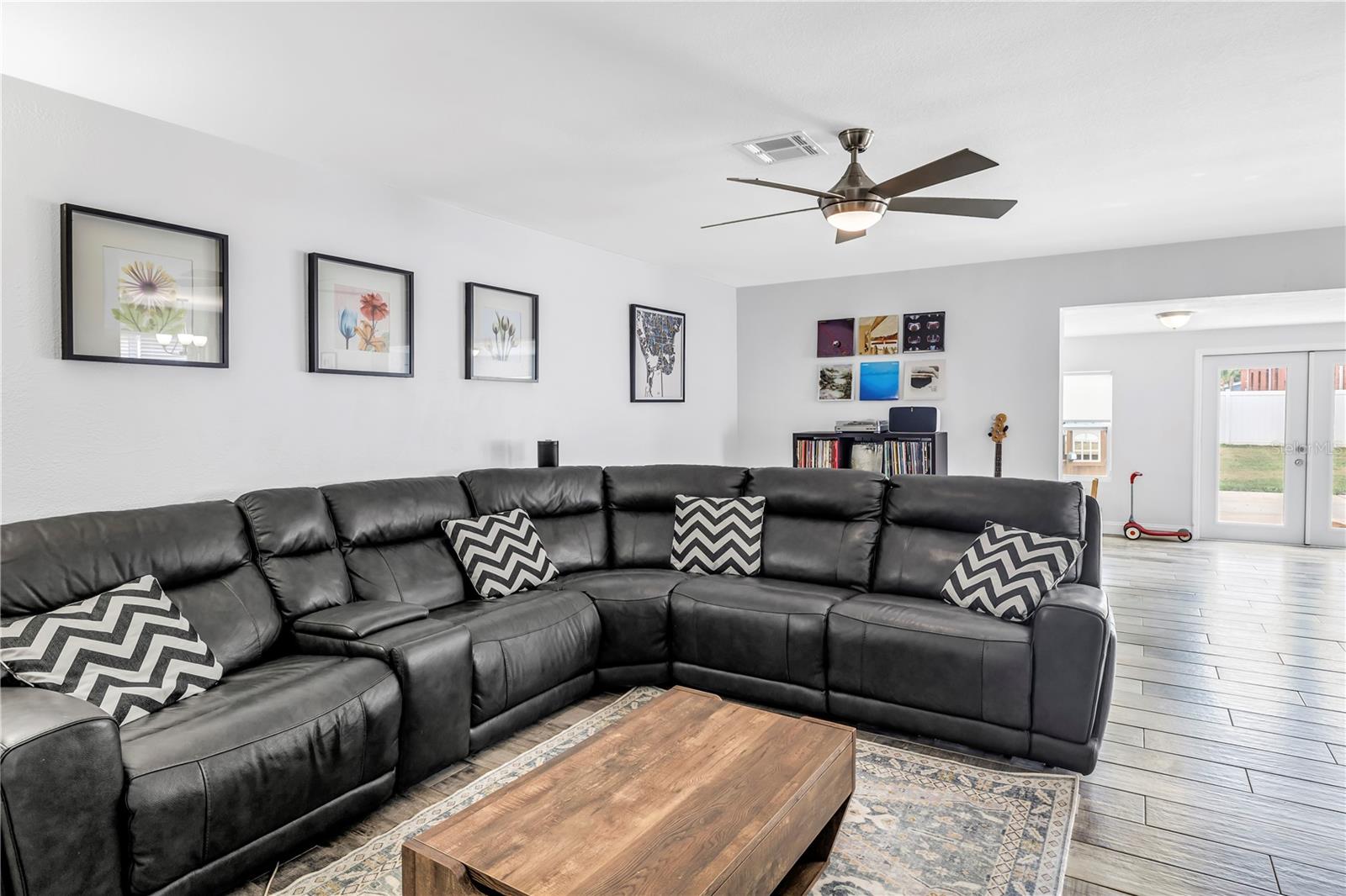 3537 12TH AVE N, ST PETERSBURG, FL, 33713