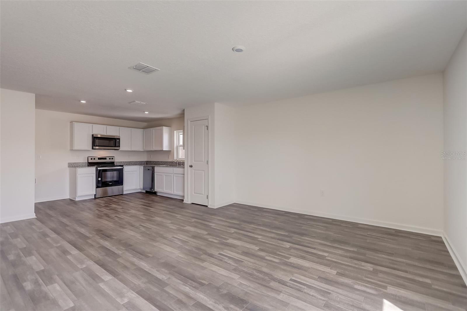 2329 OKLAHOMA DR, SUMTERVILLE, FL, 33585