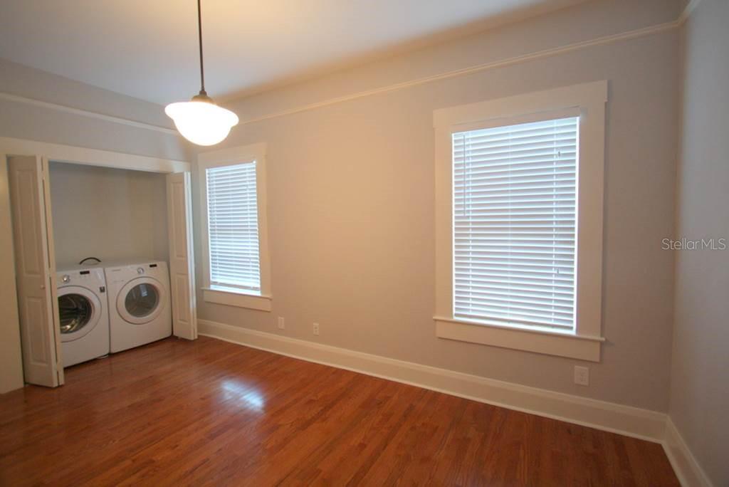 2402 N MORGAN ST, TAMPA, FL, 33602